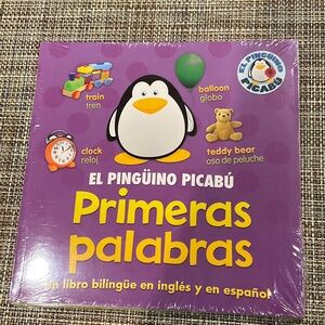 El Pingüino Picabú Primeras Palabras Bilingual 4 books.
